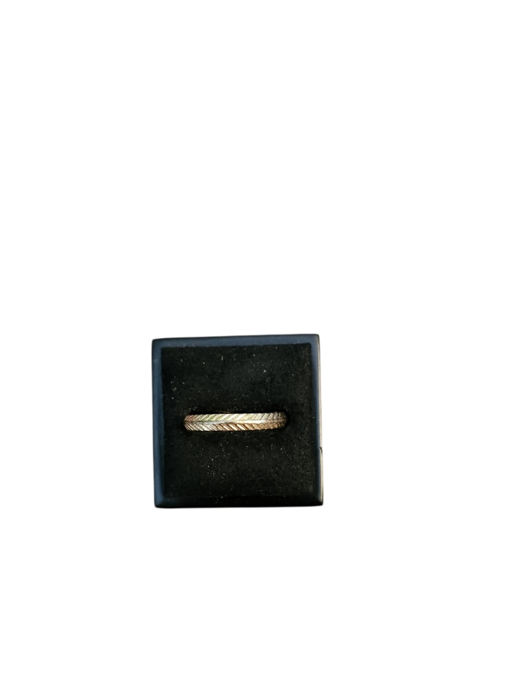 Size 5.5 Gold-Tone Textured Rope Band Ring
